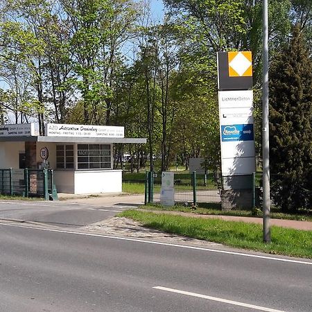 Amarillo Hotel Velten Eksteriør billede